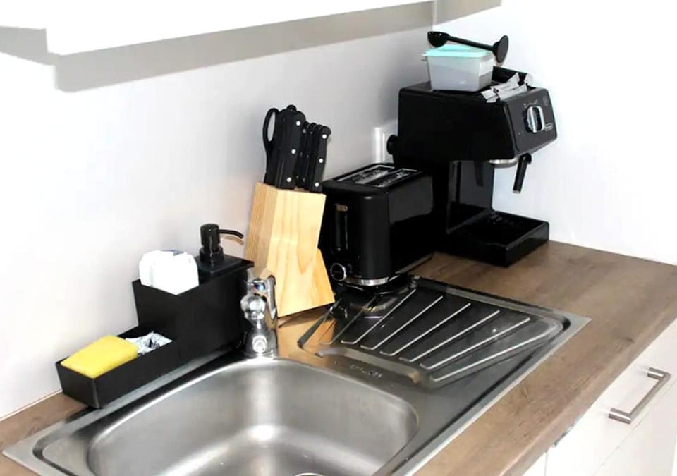 Coffee/tea facilities, Kitchen or kitchenette