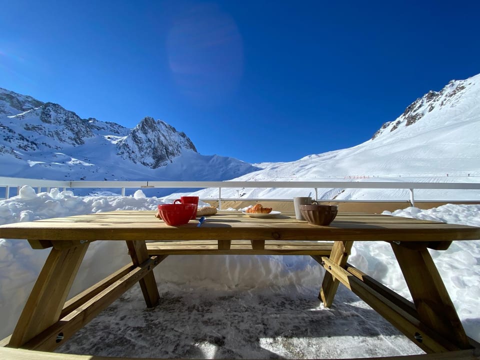 Day, Natural landscape, Winter, Balcony/Terrace, Mountain view