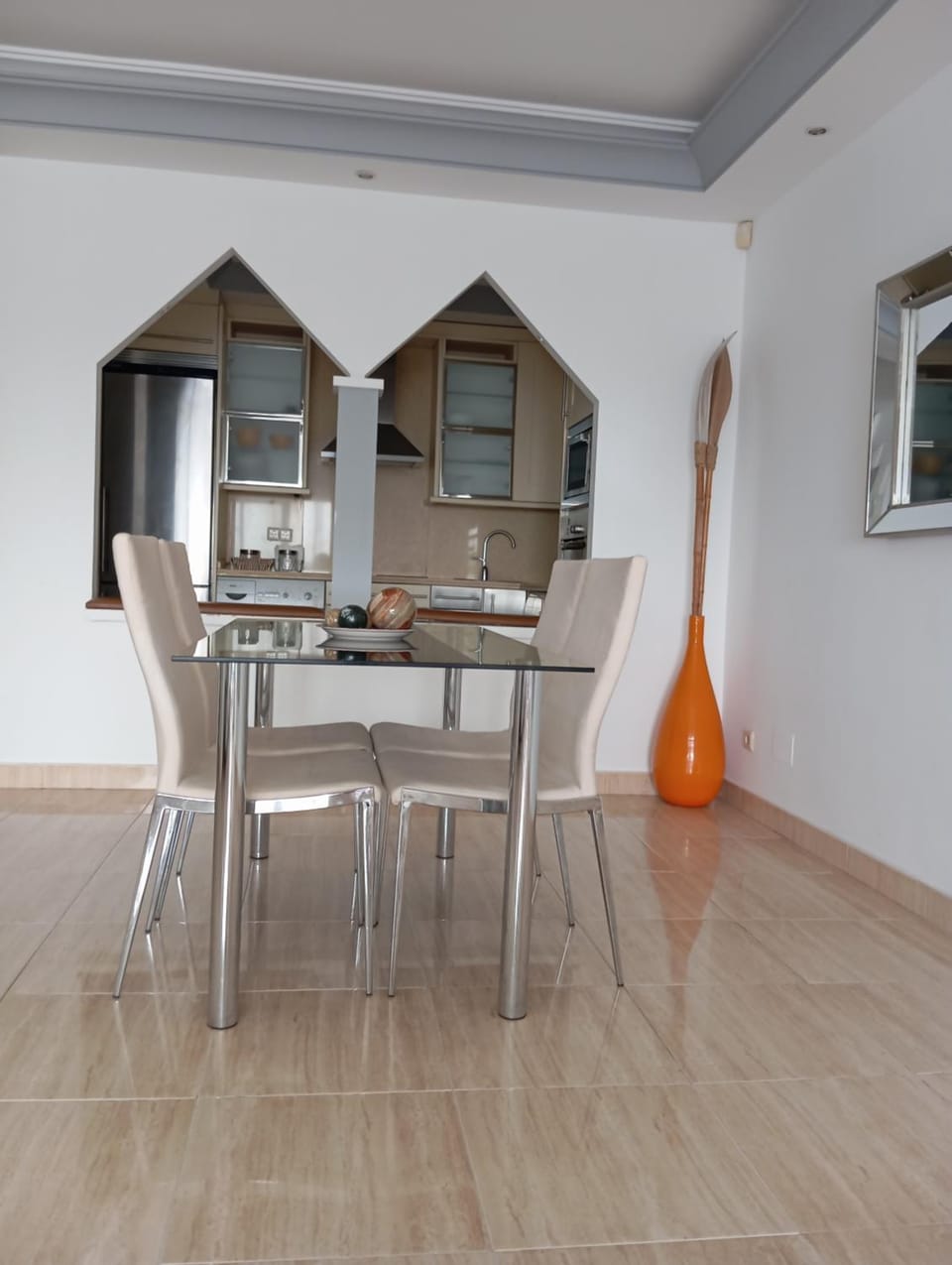 Sea front apartment in Puerto Banús Apartment in Marbella