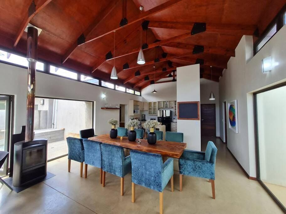 No 16 Elements - 5 Bedroom Beauty House in North West, South Africa