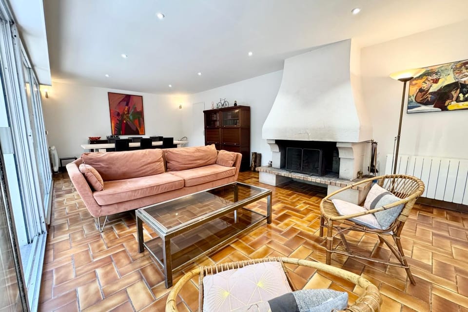 DAR EL ASKRI Maison avec accès direct à la mer House in Arradon