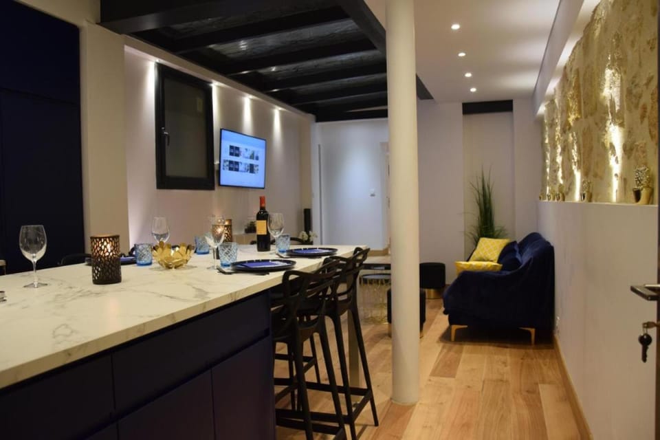 Communal lounge/ TV room, Living room, Communal kitchen