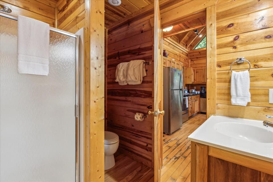 Sleepy Willow Cabin Cabin in Gatlinburg