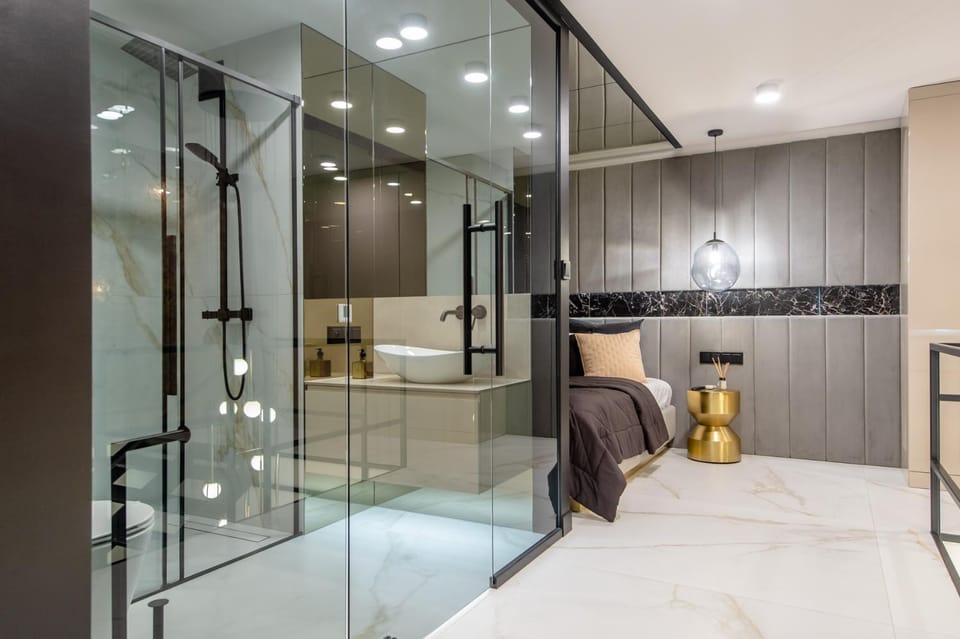 Bathroom, Bedroom
