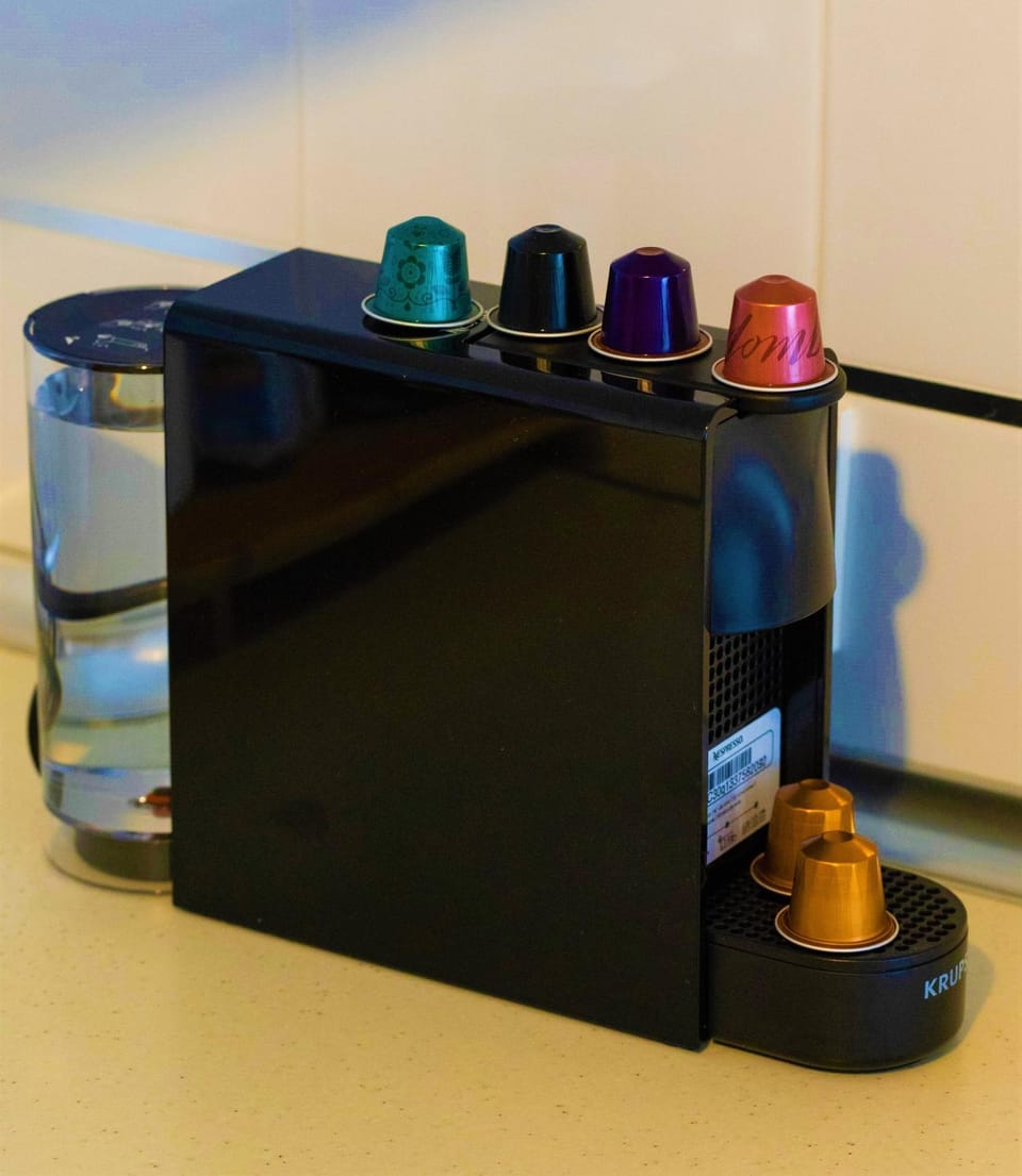 Coffee/tea facilities, Kitchen or kitchenette