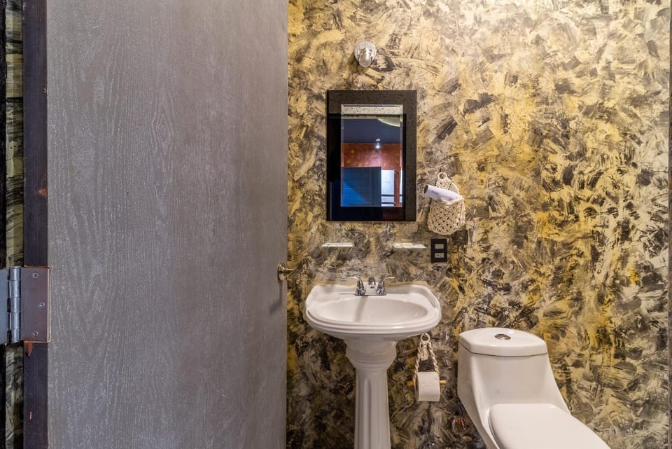 AKASHA ● Ecohost & Walking distance to downtown Bed and Breakfast in Guadalajara