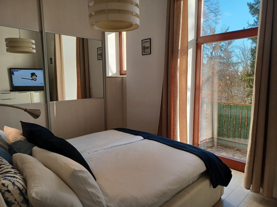 Balcony/Terrace, Bedroom