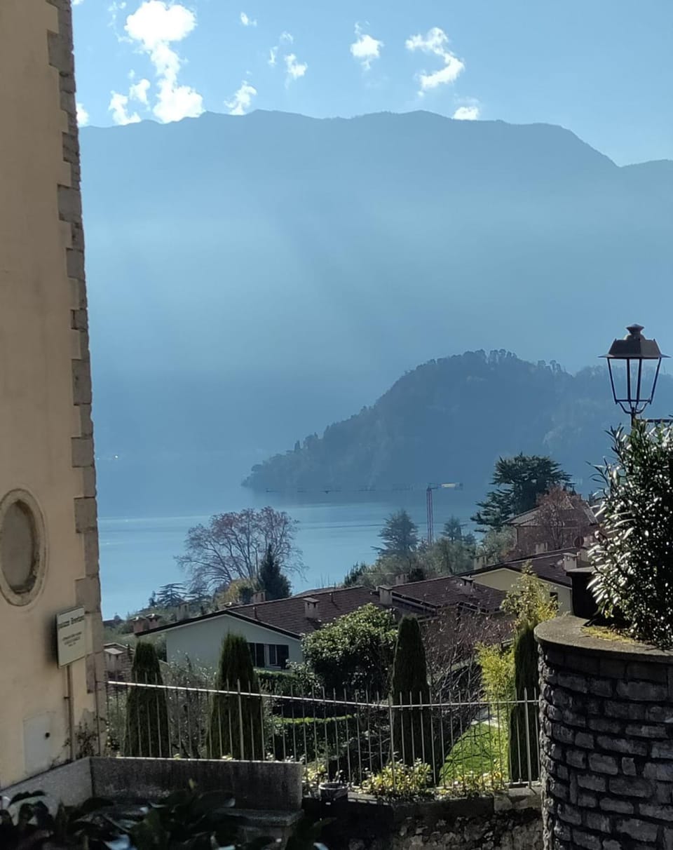 Neighbourhood, View (from property/room)