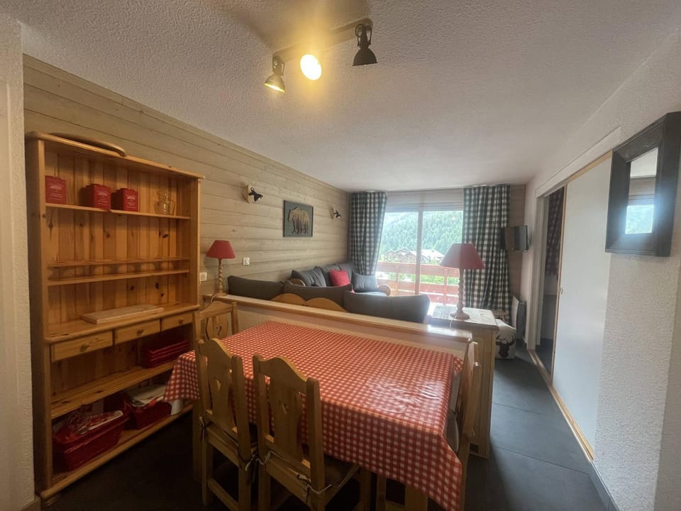 Appartement confortable à Méribel - 6 pers. - FR-1-355-204 Apartment in Les Allues