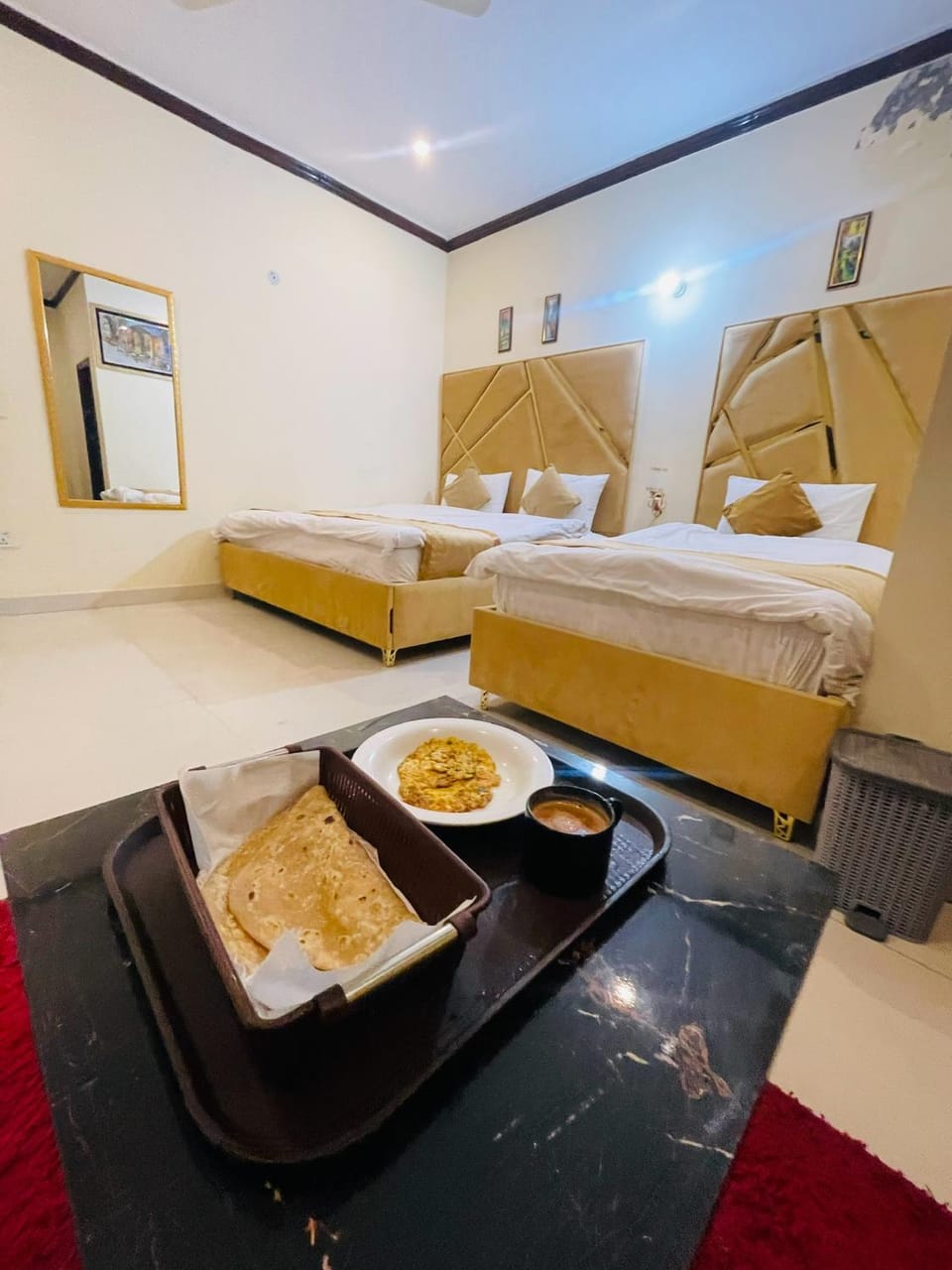 Bed, Photo of the whole room, Bedroom, Food, Breakfast, Breakfast