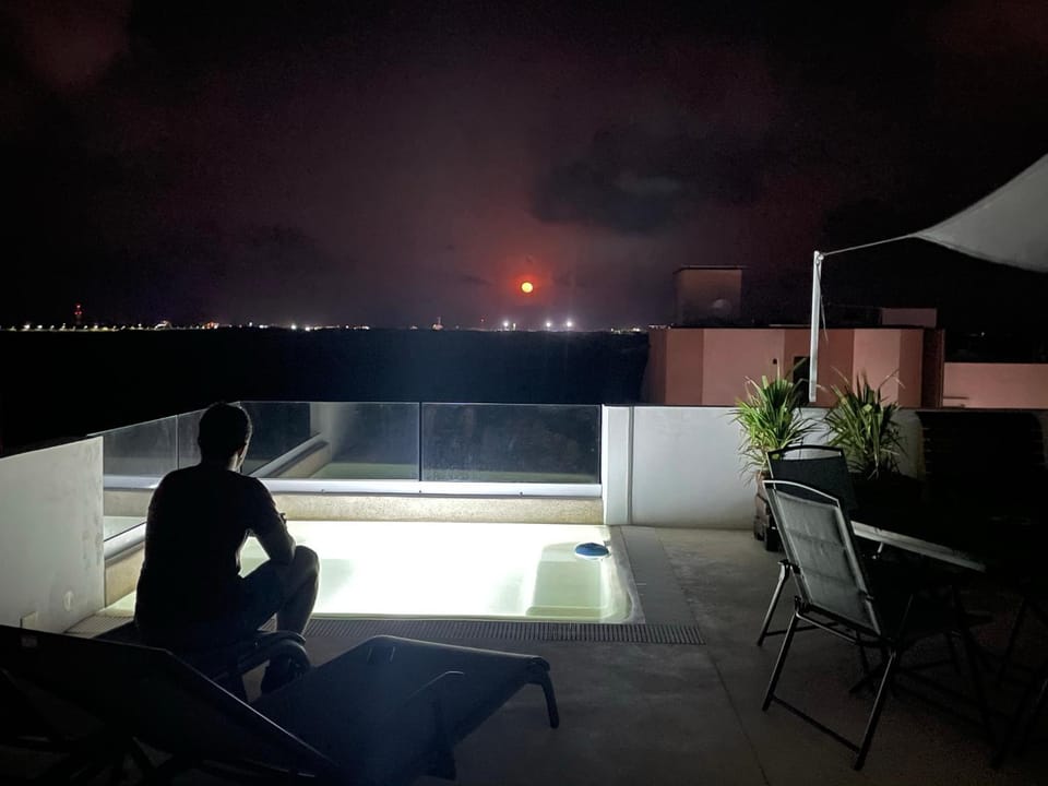 Night, Balcony/Terrace, Swimming pool