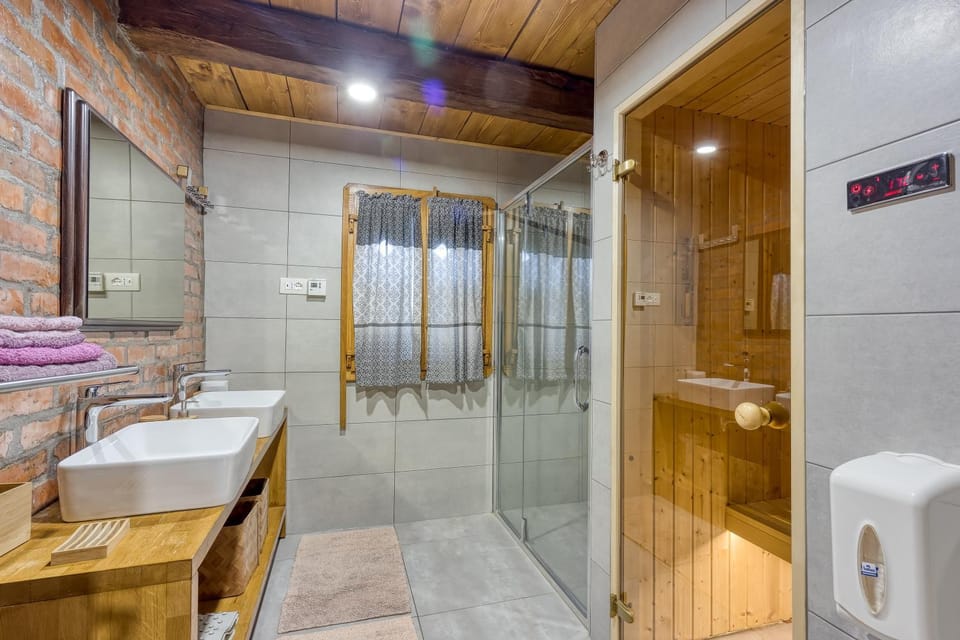 Shower, Bathroom, Bathroom