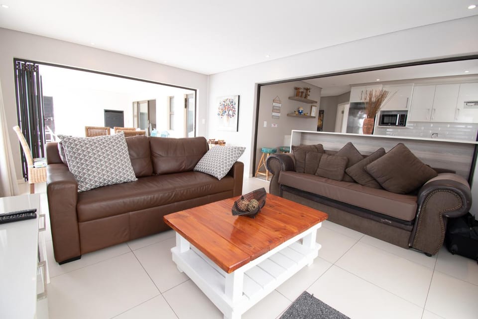 Lounge or bar