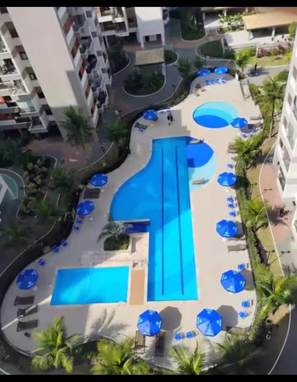 Martim Praia Clube- Apto com ar-condicionado, ventiladores de teto, churrasqueira, self check-in, estacionamento, próximo a praia Martim de Sá Apartment in Caraguatatuba