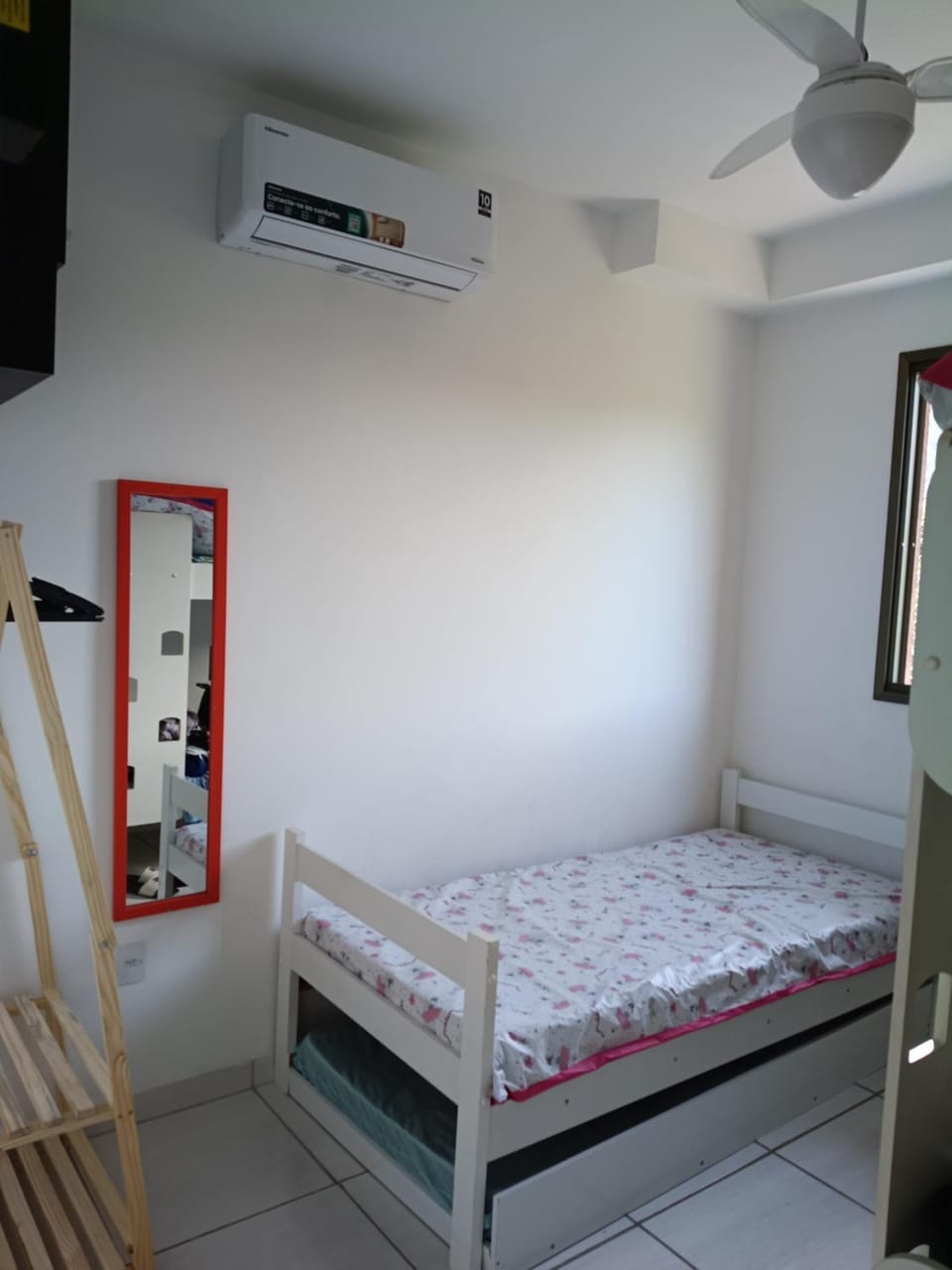 Martim Praia Clube- Apto com ar-condicionado, ventiladores de teto, churrasqueira, self check-in, estacionamento, próximo a praia Martim de Sá Apartment in Caraguatatuba