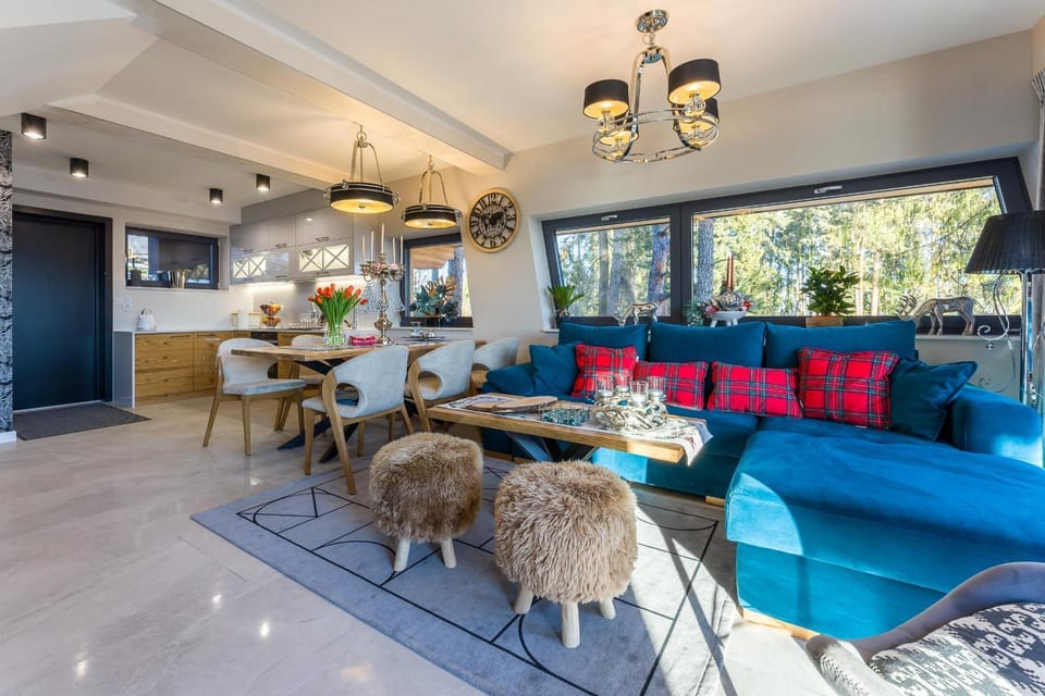 Living room, Seating area