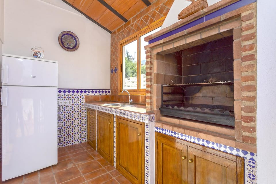 Casa Rural Mimbrales Lovely Home House in Alhaurín de la Torre