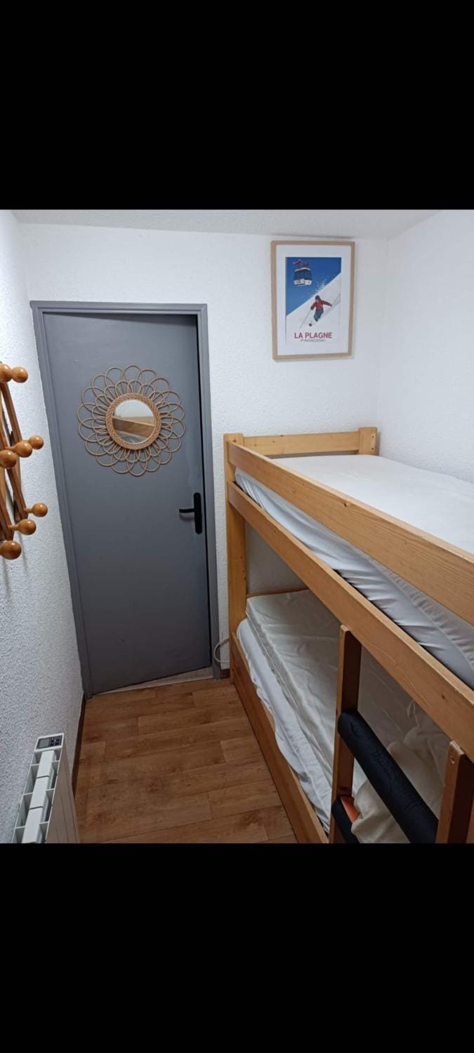 bunk bed