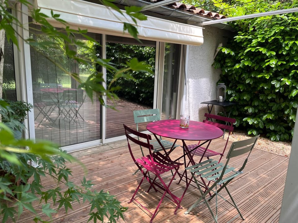 Gîte de charme Jas de Berrias Ardèche du Sud Piscine House in Berrias-et-Casteljau