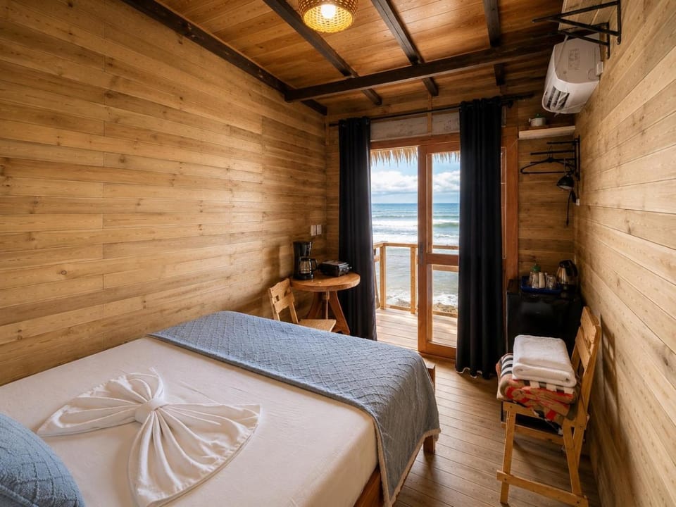 Photo of the whole room, Bedroom, air conditioner