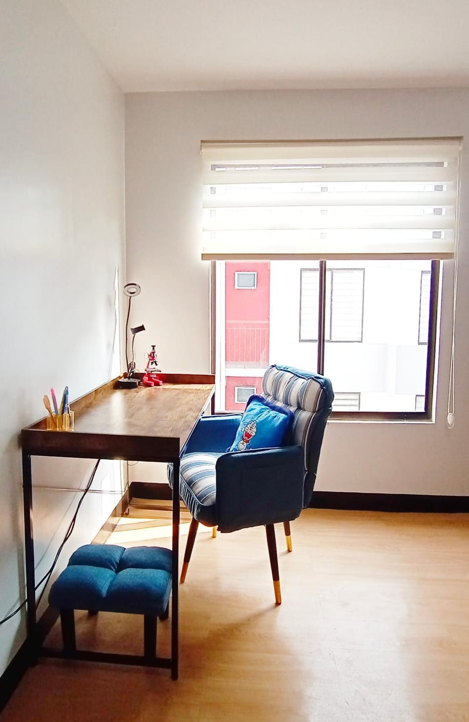 Seating area, Bedroom