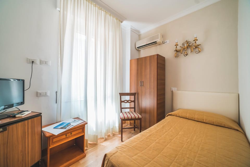 TV and multimedia, Bedroom