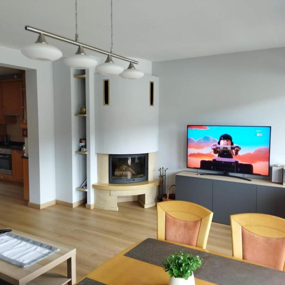 Apartament Pogodny ApartamentyZakopianskie Basen Sauna Jacuzzi Apartment in Zakopane
