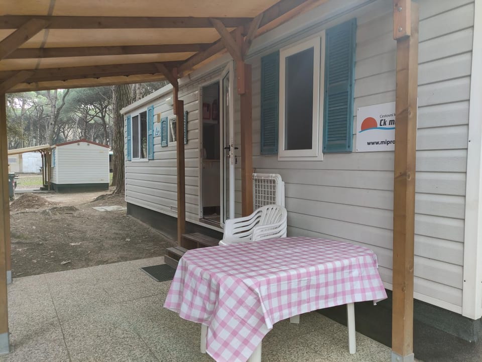 Mipro Mobilhome 5 House in Emilia-Romagna