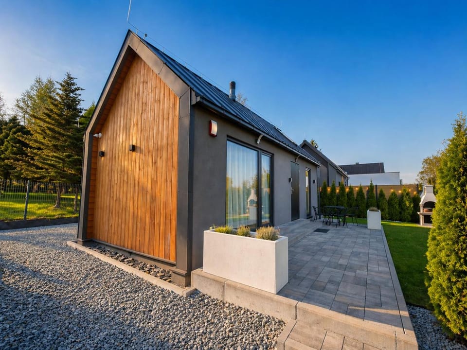 Property building, BBQ facilities, Garden, Balcony/Terrace
