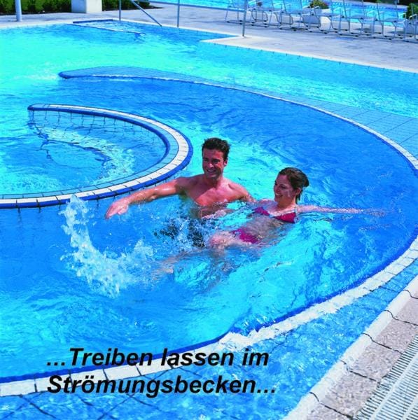 Staff, Spa and wellness centre/facilities, Swimming pool, Entertainment