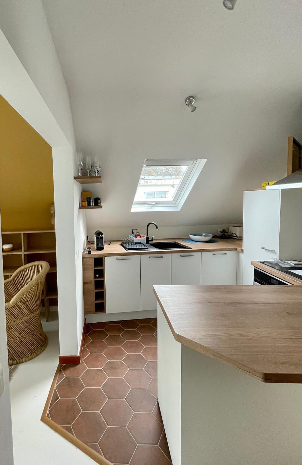 Kitchen or kitchenette