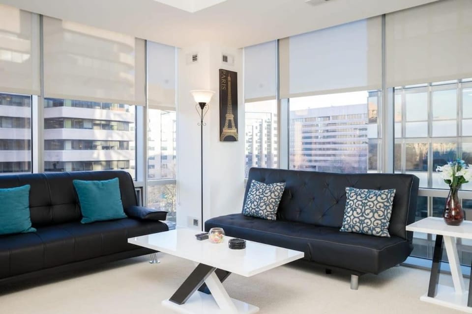 Arlington 2BR 2Ba Fully Furnished Apartment in Crystal City apts Apartment in Crystal City