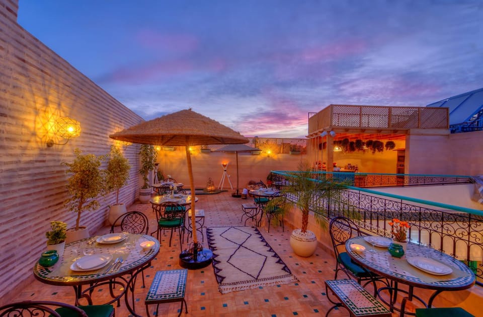 Patio, Restaurant/places to eat, Sunrise, Sunset