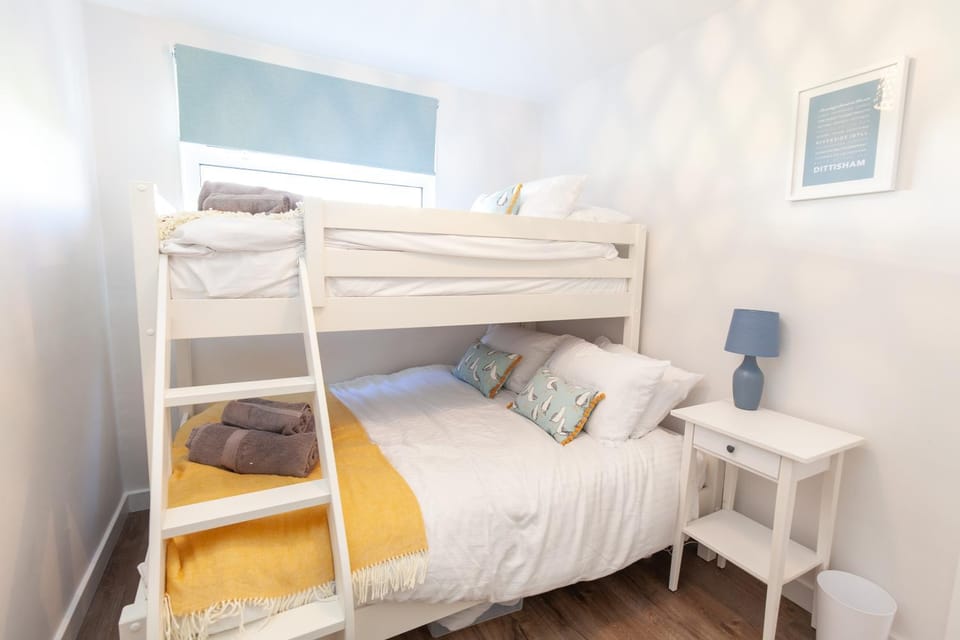 bunk bed