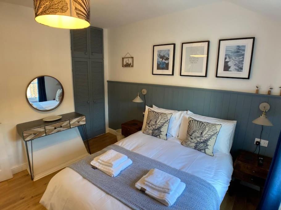 Cosy 2 bedroom cottage in Scarborough's Old Town House in Scarborough