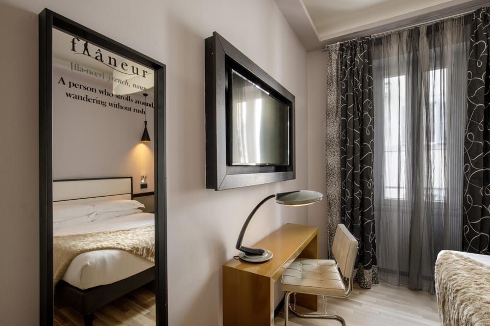 Flâneur Suites Corso Bed and Breakfast in Rome
