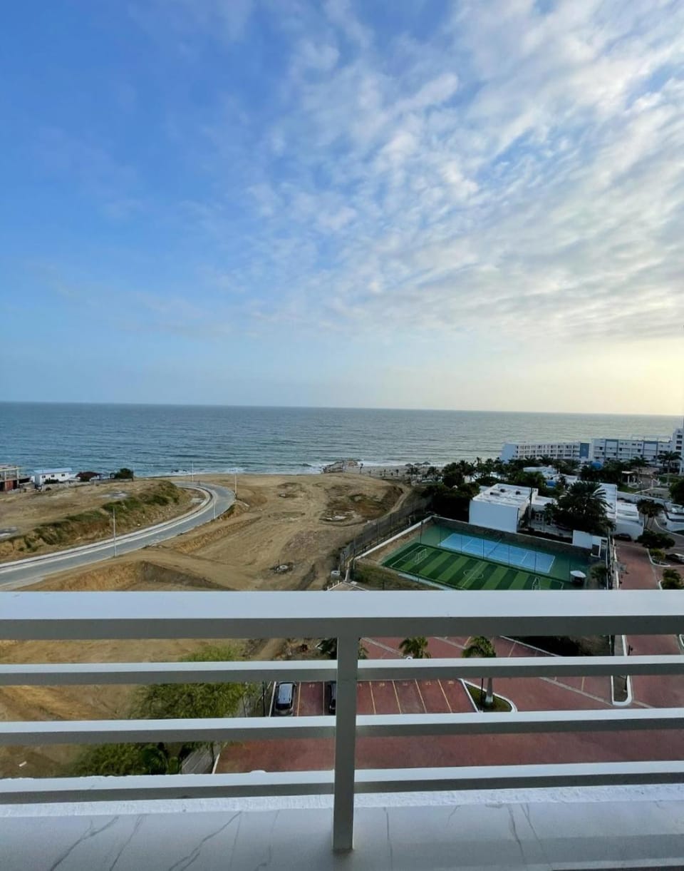 Ecusuites playas torre pacific ll Apartment in Guayas