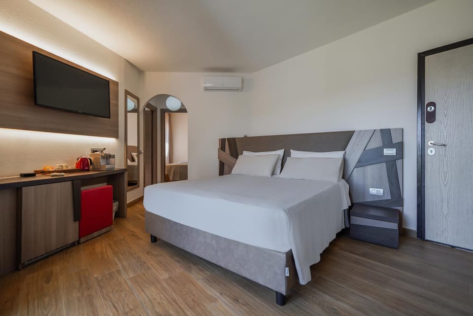 Bedroom, Breakfast, air conditioner