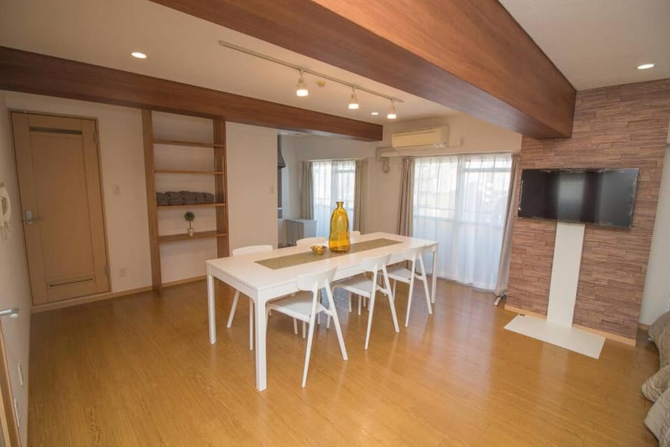 TV and multimedia, Dining area