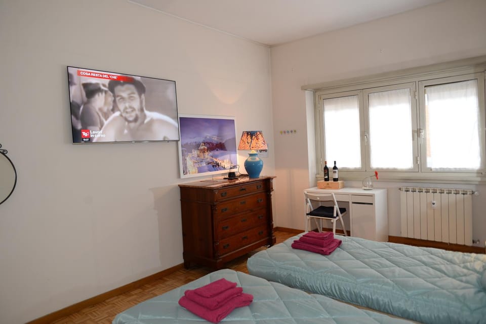 TV and multimedia, Bedroom
