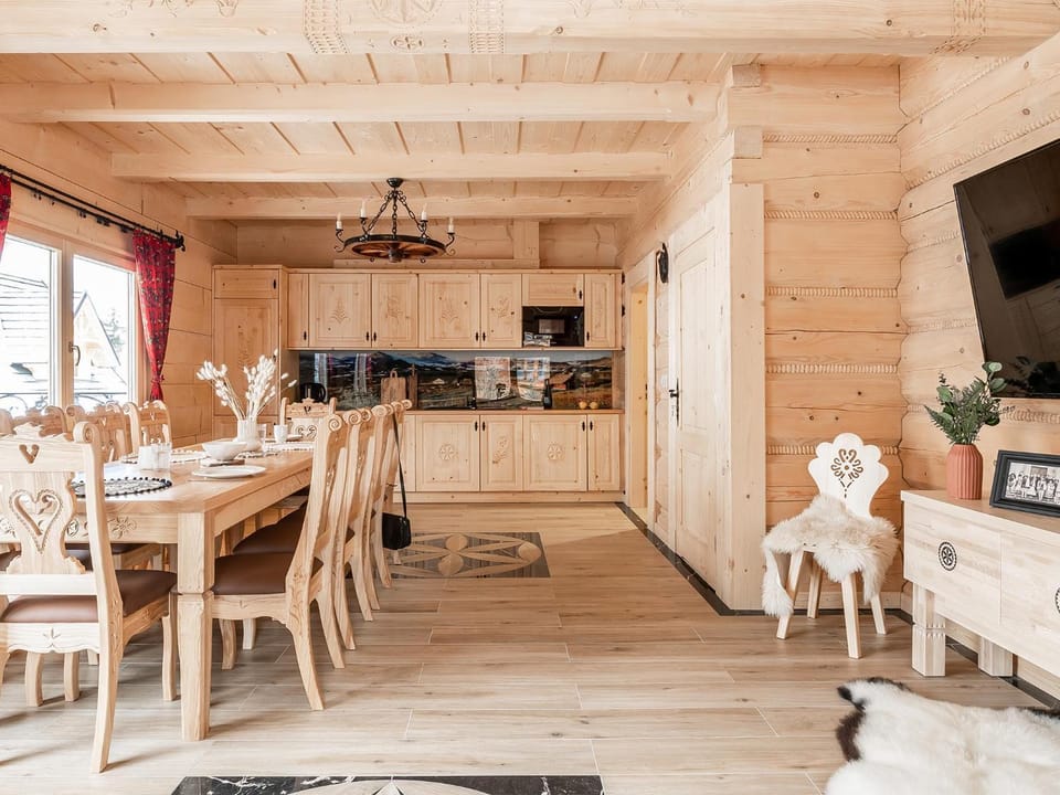 Living room, Dining area, kitchen
