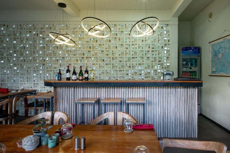 Lounge or bar, Area and facilities