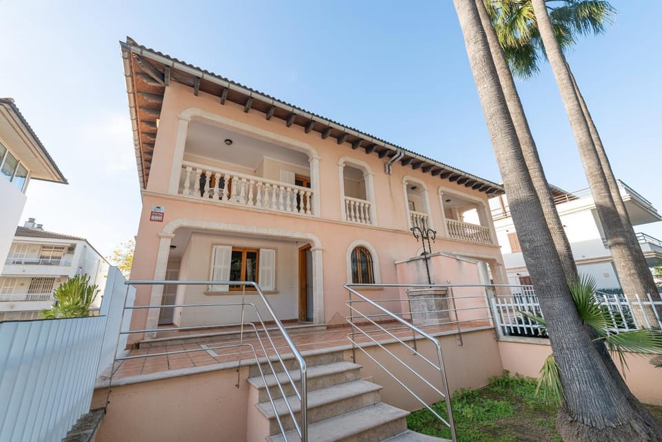 Cas Caminer House in Raiguer