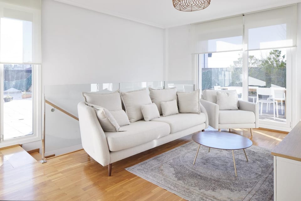 Esnatuz - Basque Stay Apartment in San Sebastian