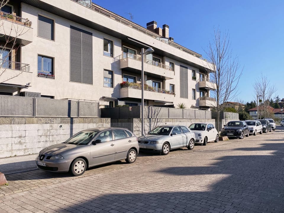 Esnatuz - Basque Stay Apartment in San Sebastian