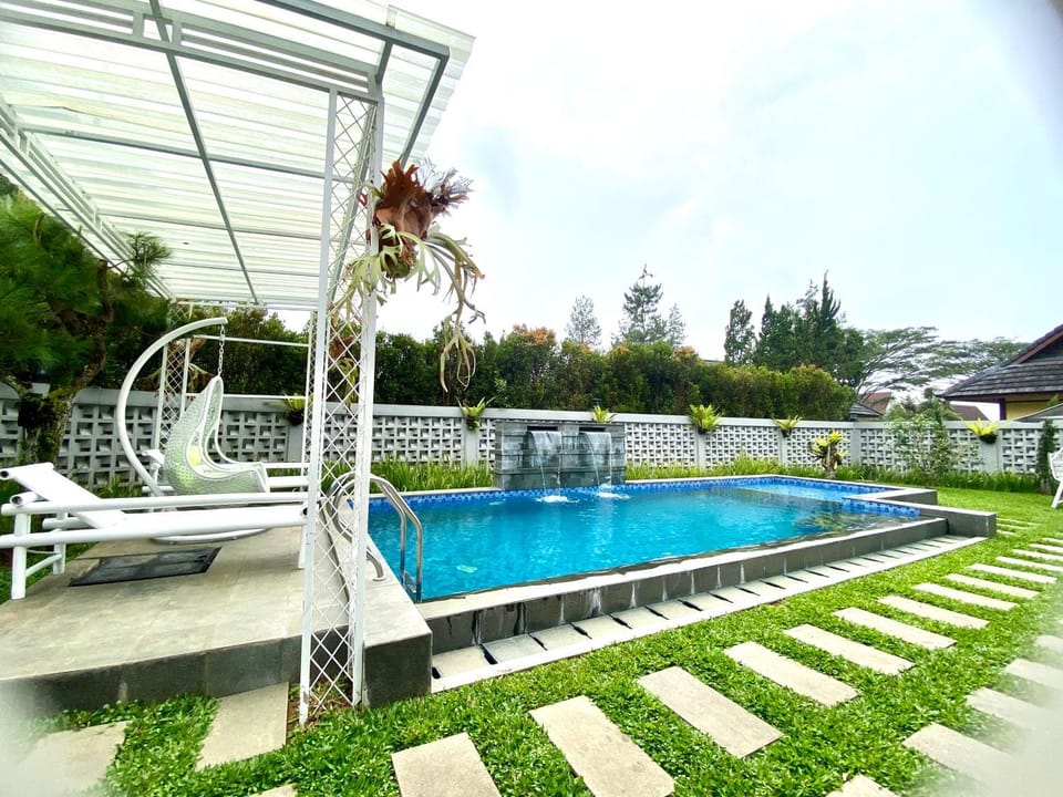 Children play ground, Garden, Swimming pool, sunbed