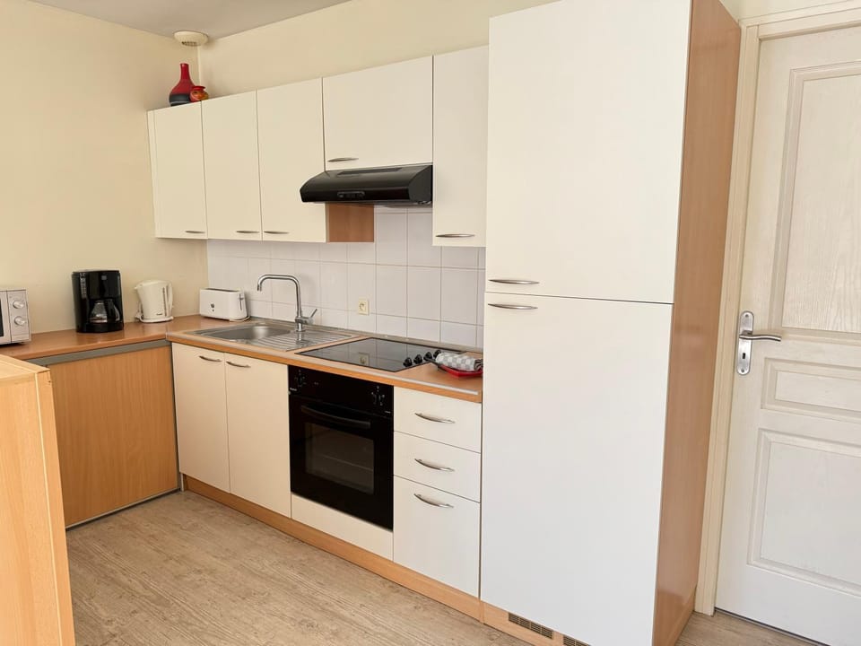 Coffee/tea facilities, Kitchen or kitchenette, toaster
