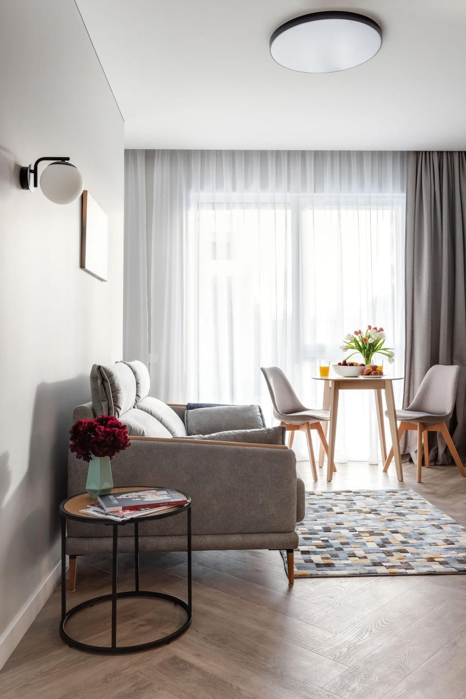 Living room, Seating area, Dining area