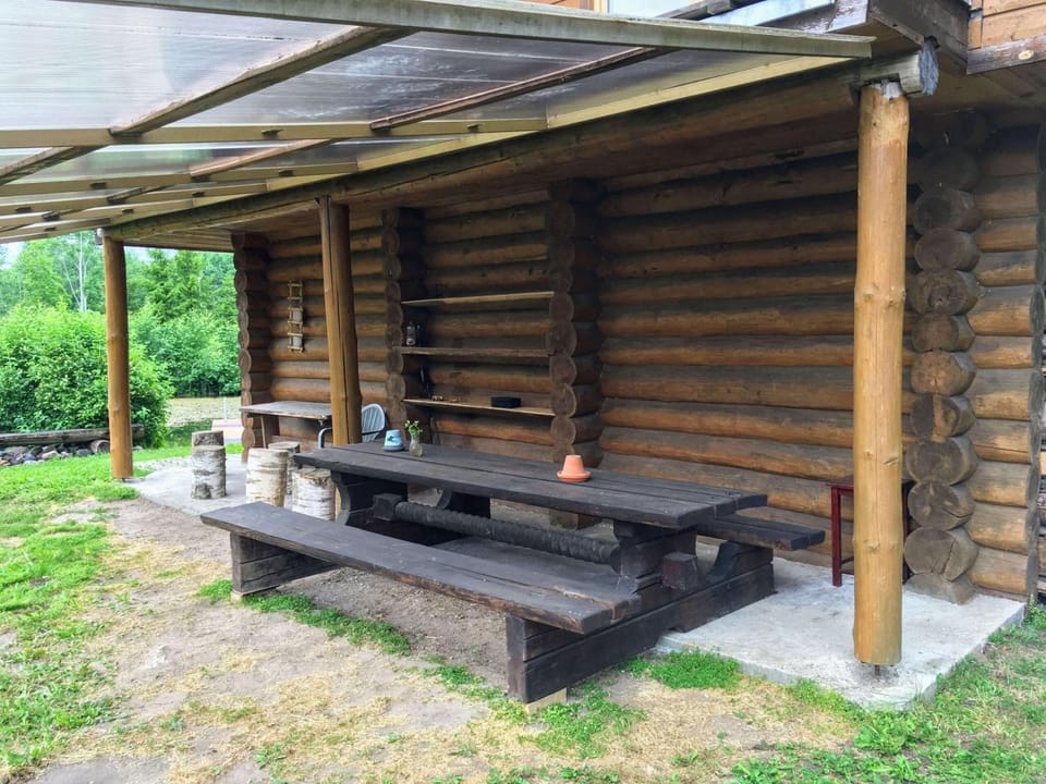Patio, Dining area