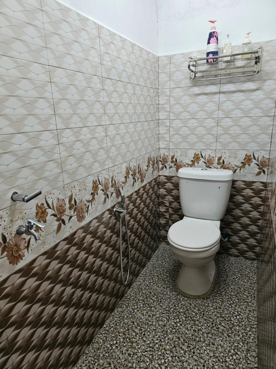 Kubang Kerian DECO HOMESTAY 3Bedroom2Bathroom Aircond Wifi House in Malaysia